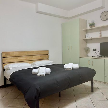 Roncati 7 Center Town Studio Apartments Bellagio Esterno foto
