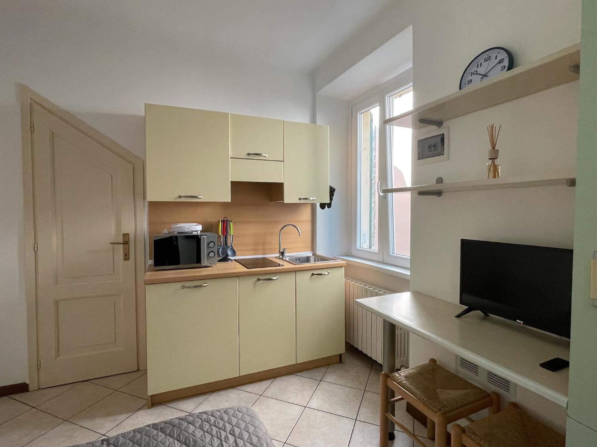 Roncati 7 Center Town Studio Apartments Bellagio Esterno foto