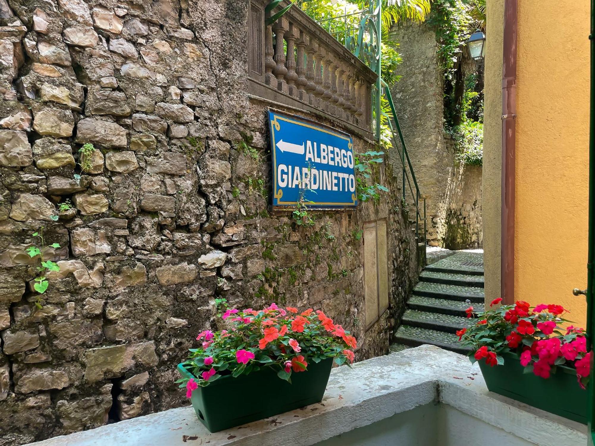 Roncati 7 Center Town Studio Apartments Bellagio Esterno foto