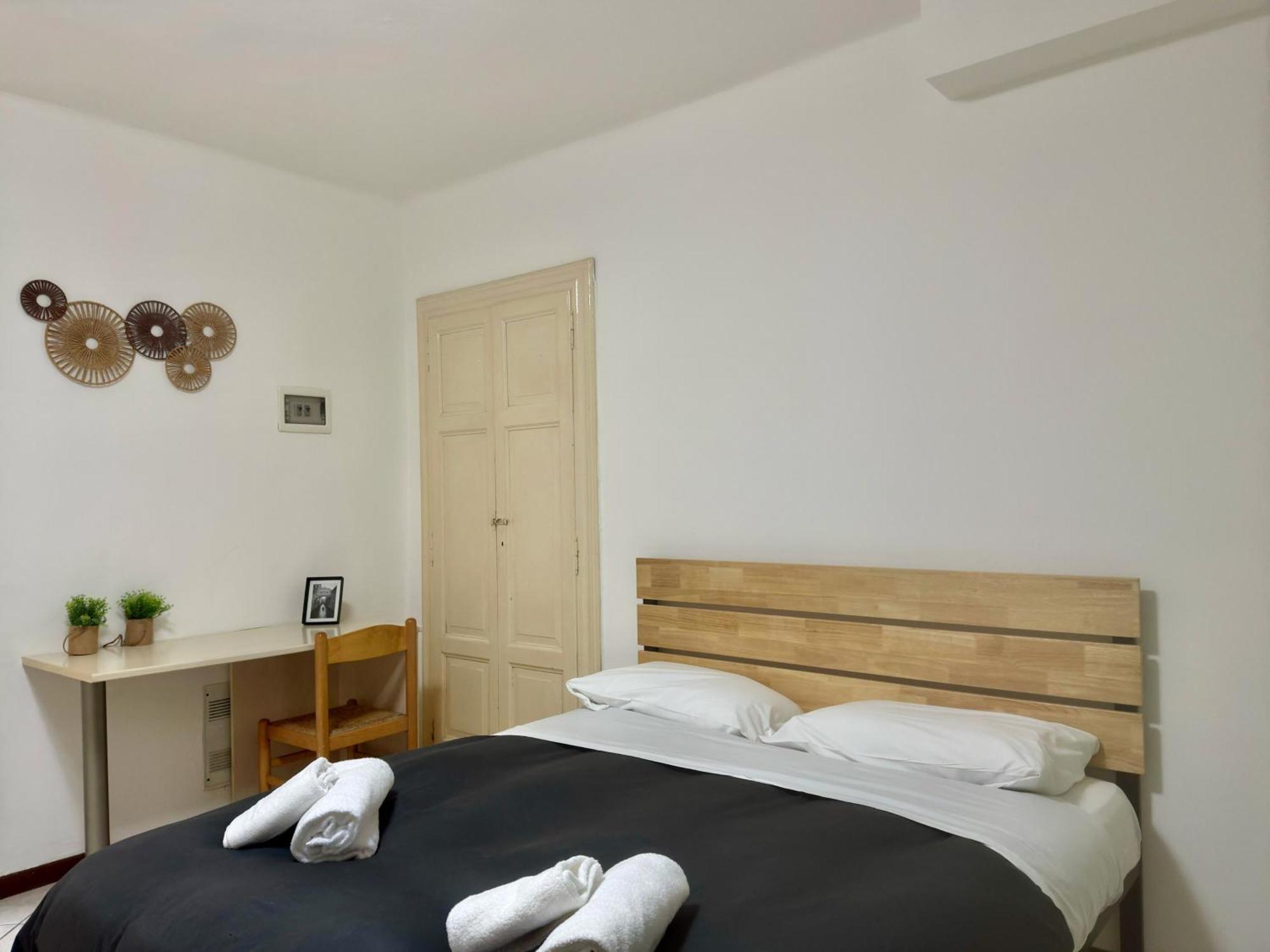 Roncati 7 Center Town Studio Apartments Bellagio Esterno foto
